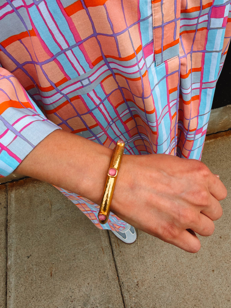 Catalina Hinge Bangle Iridescent Peony
