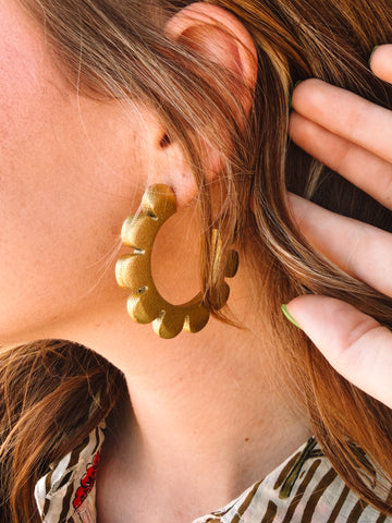 Sunshine Tienda Gold Hoops